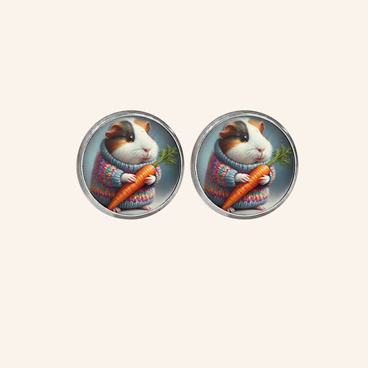 Herzensstück – 🥕Stud Earrings with Guinea Pig & Carrot | Luxusschweine